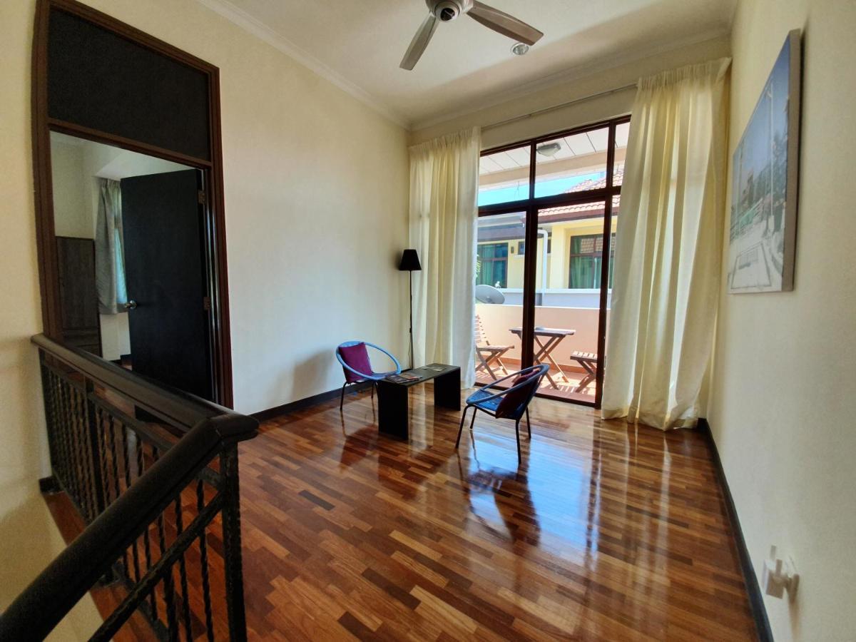 Eden Cosy Living Apartment Batu Ferringhi Exterior photo