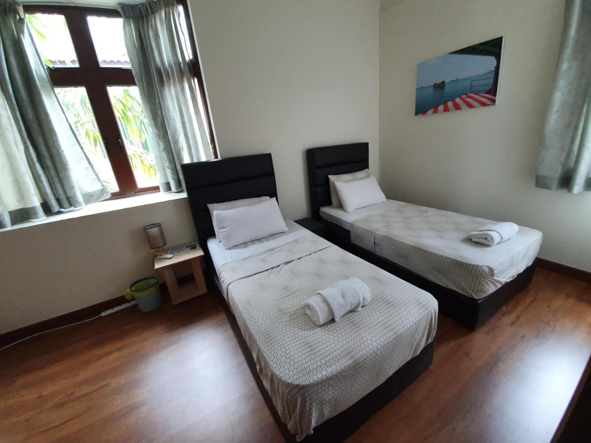 Eden Cosy Living Apartment Batu Ferringhi Exterior photo